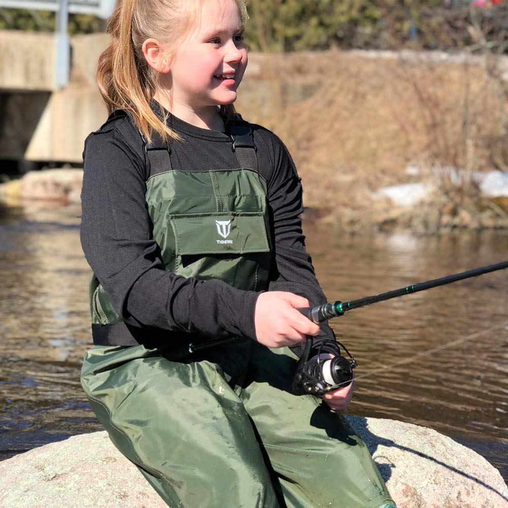 TIDEWE Chest Waders for Kids, Waterproof Youth Waders with Boot Hanger, Lightweight PVC Kids Waders with Boot for Fishing