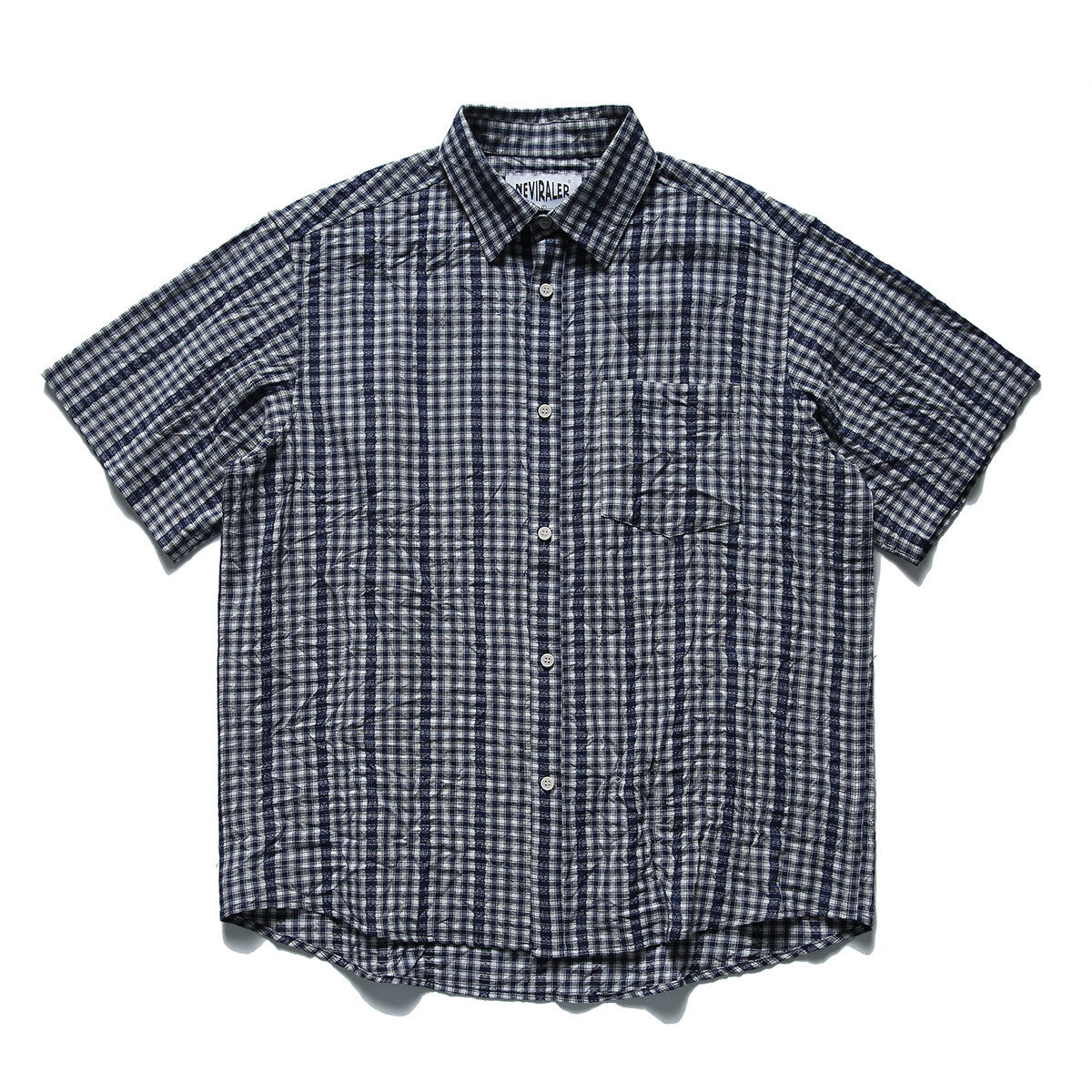 Wrinkled casual short sleeved shirt checkered half sleeved shirt