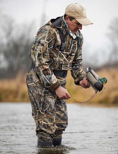 TIDEWE Bootfoot Chest Wader, 2-Ply Nylon/PVC Waterproof Fishing Hunting Waders with Boot Hanger for Men Women Green Brown