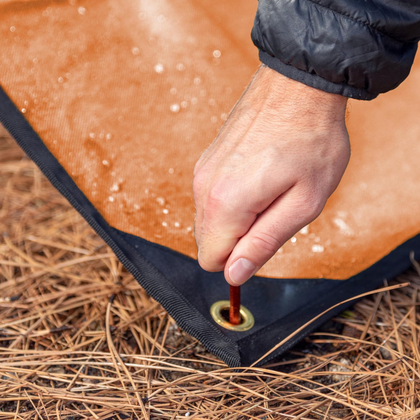 Arcturus XL Heavy Duty Survival Blanket – Insulated Reflective Thermal Camping Tarp - 8.5 FT x 12 FT (Olive Green)