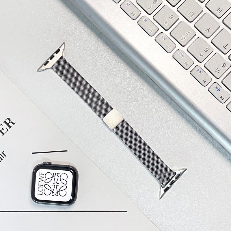 Apple Watch S7/S8 Thin Milanese Loop Strap for iWatch Series 9