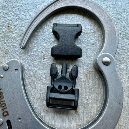 SERE Handcuff Key Buckle