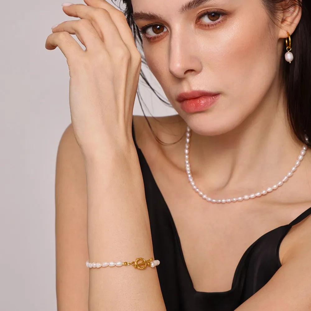 Pearl Necklace, Bracelet and Earrings 4-Piece Jewelry Set