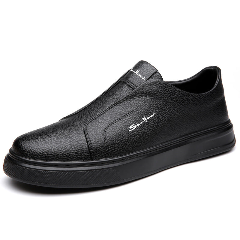 Sneakers with a casual style and anti slip lace up flat bottom with soft sole and soft surface can be easily kicked with one foot