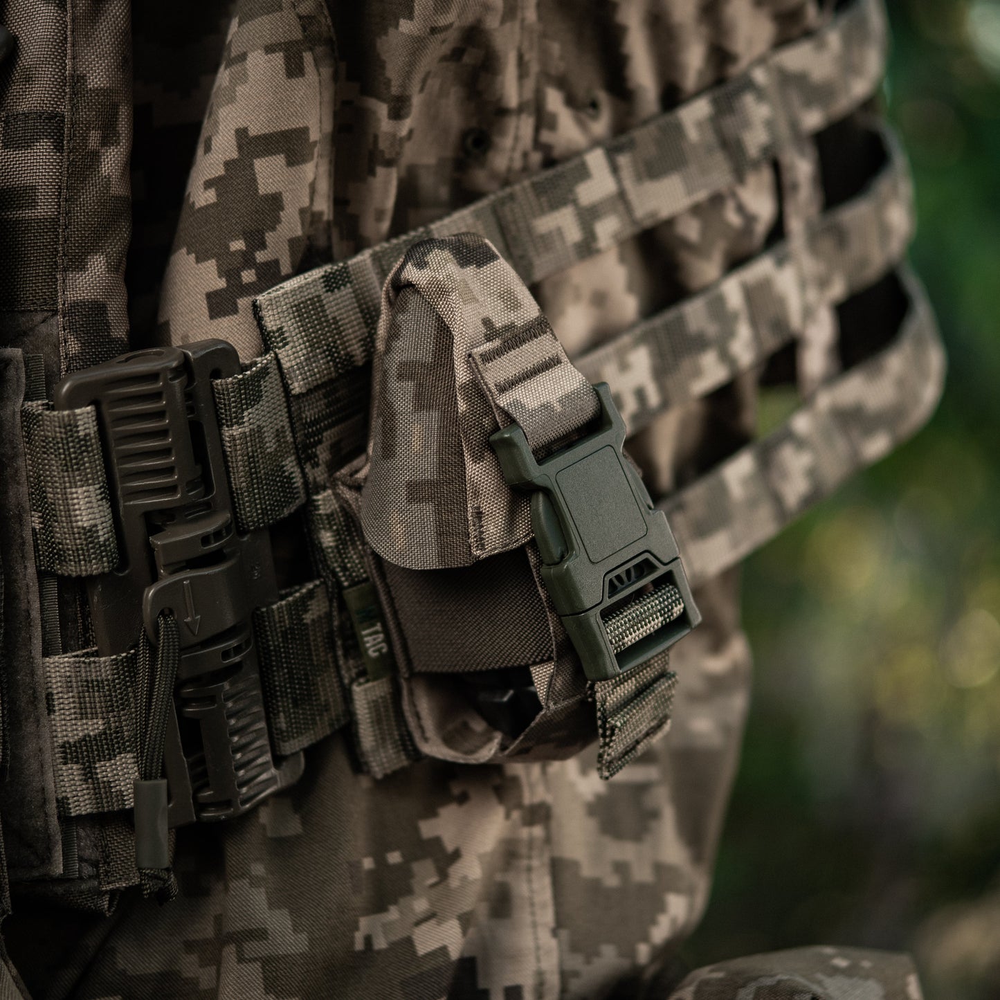 M-Tac Case Grenade Closed