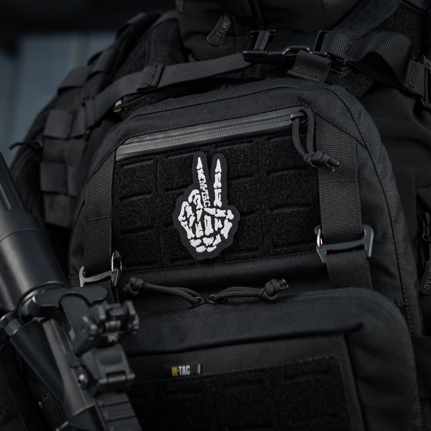 M-Tac GITD Patch Victory Hand (Embroidered)
