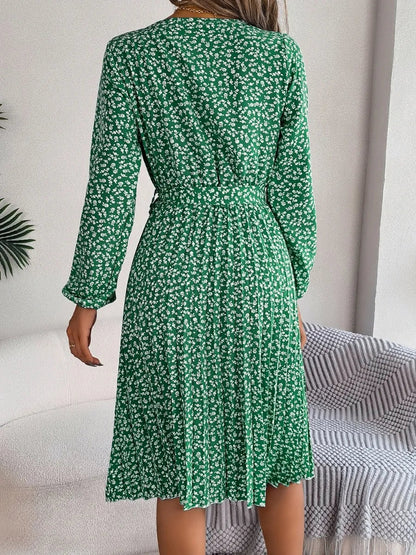 Ditsy Floral Tie Waist Pleated Dress