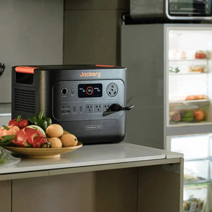 Jackery Solar Generator  HomePower 3000