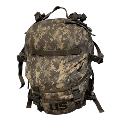 ACU UCP Assault Pack US ARMY Molle II 3 day Pack