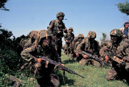 Italian Parachute Combat 2pc Set Unissued Roma-90 Woodland camouflage