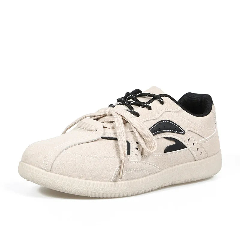 Small and versatile flat bottomed breathable casual shoes